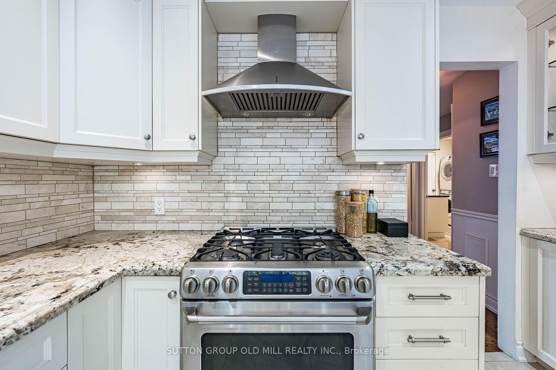 Photo 15 of 501 Sundown Crescent, Pickering, Woodlands — HOMEH