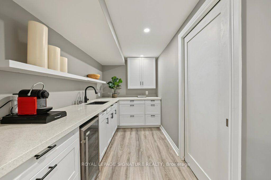 Photo 34 of 45 Chipwood Crescent, North York, Pleasant View — HOMEH