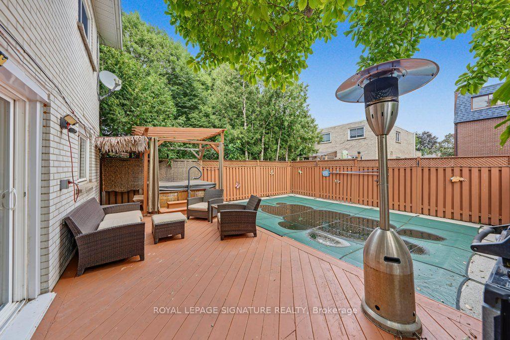 Photo 43 of 45 Chipwood Crescent, North York, Pleasant View — HOMEH