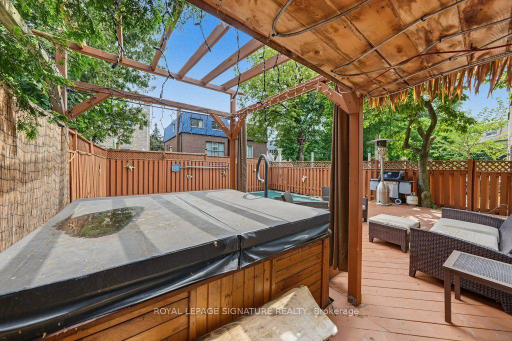 Photo 44 of 45 Chipwood Crescent, North York, Pleasant View — HOMEH