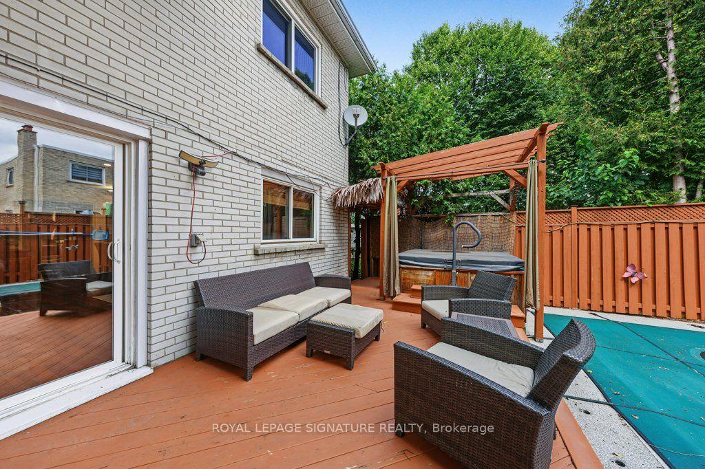 Photo 47 of 45 Chipwood Crescent, North York, Pleasant View — HOMEH