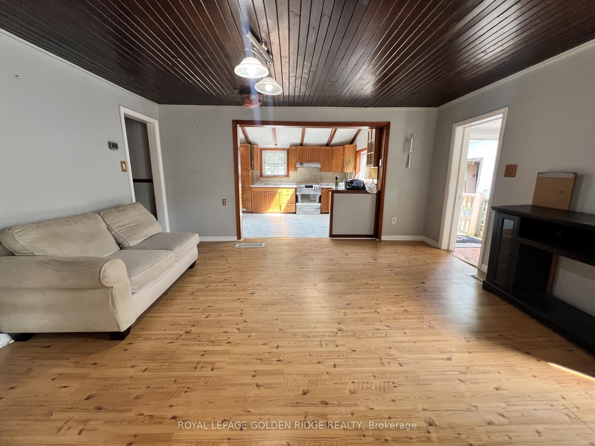 Photo 3 of 1773 20th Side Road, Innisfil, Rural Innisfil — HOMEH