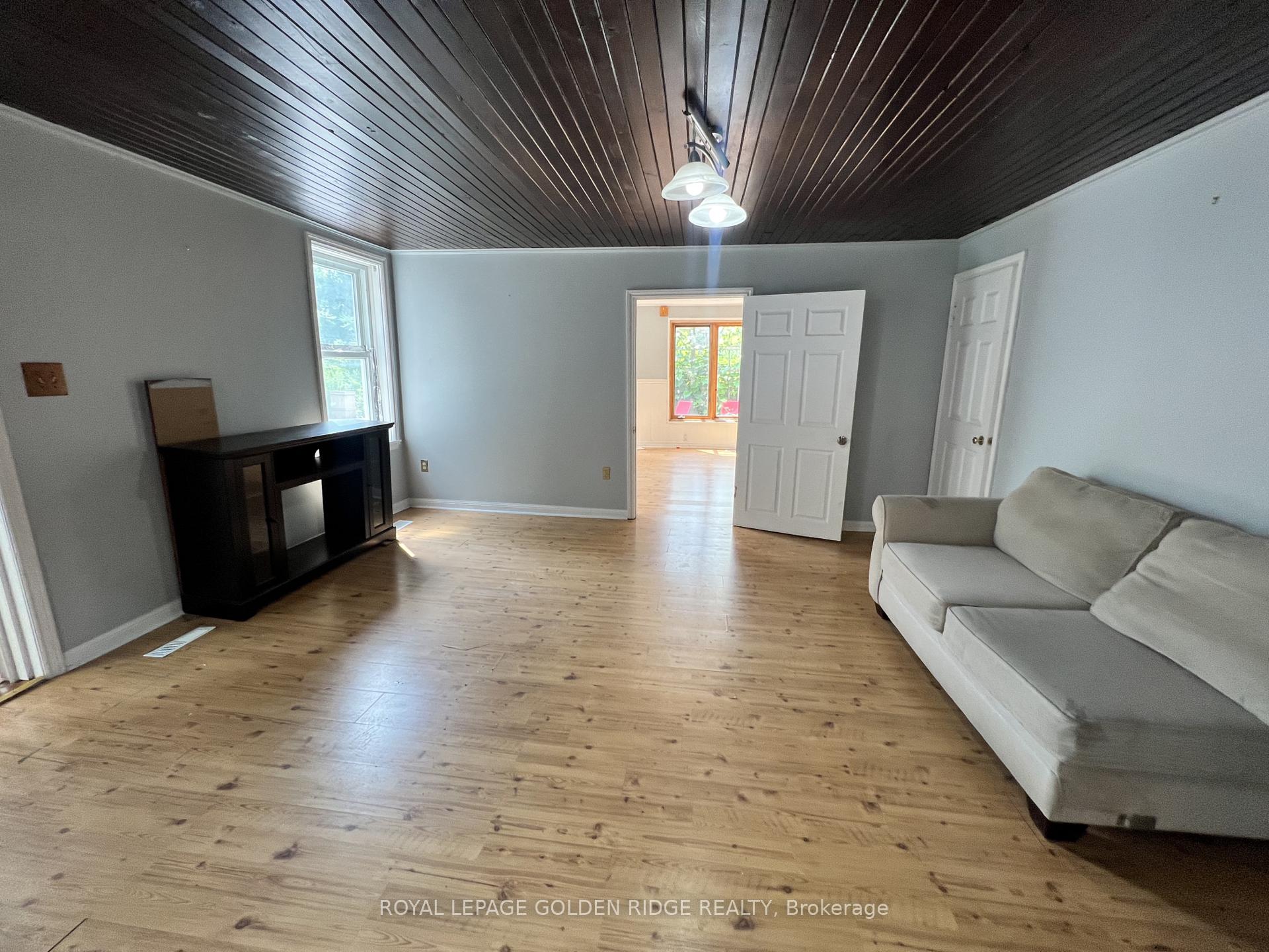 Photo 4 of 1773 20th Side Road, Innisfil, Rural Innisfil — HOMEH