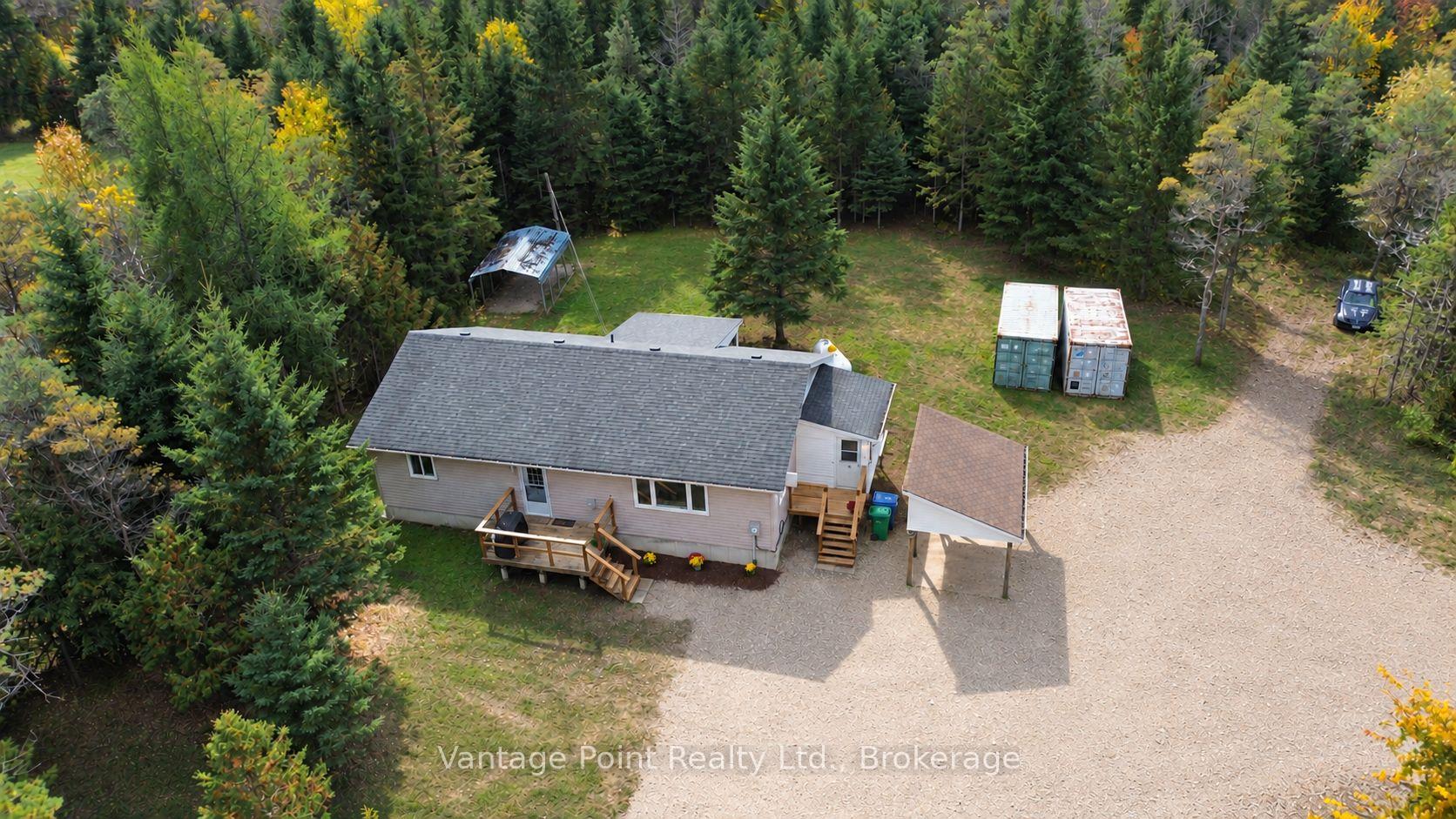 Photo 4 of 736038 West Back Line, Chatsworth — HOMEH