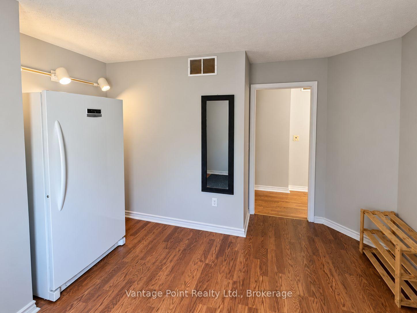 Photo 7 of 736038 West Back Line, Chatsworth — HOMEH