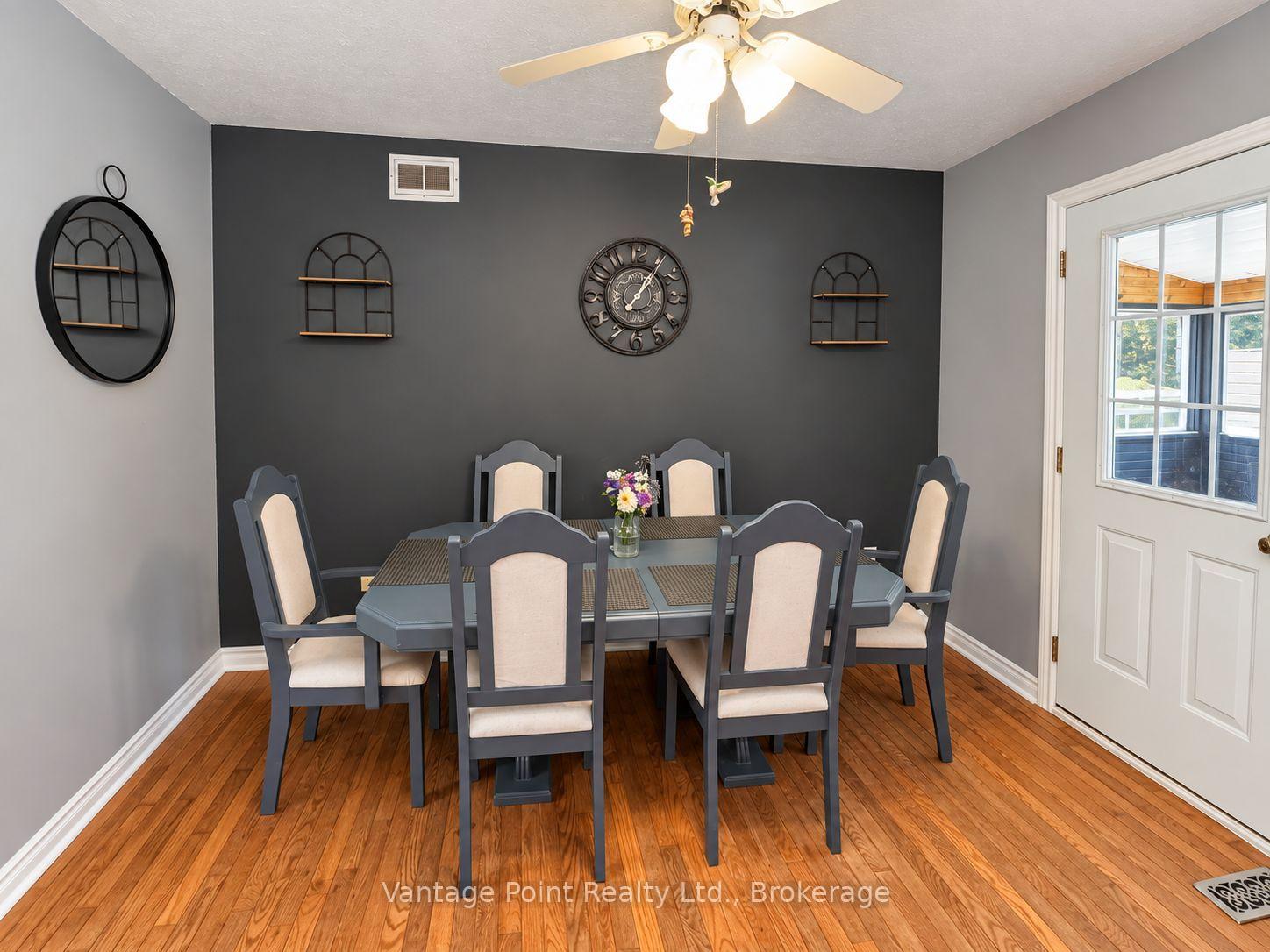 Photo 10 of 736038 West Back Line, Chatsworth — HOMEH