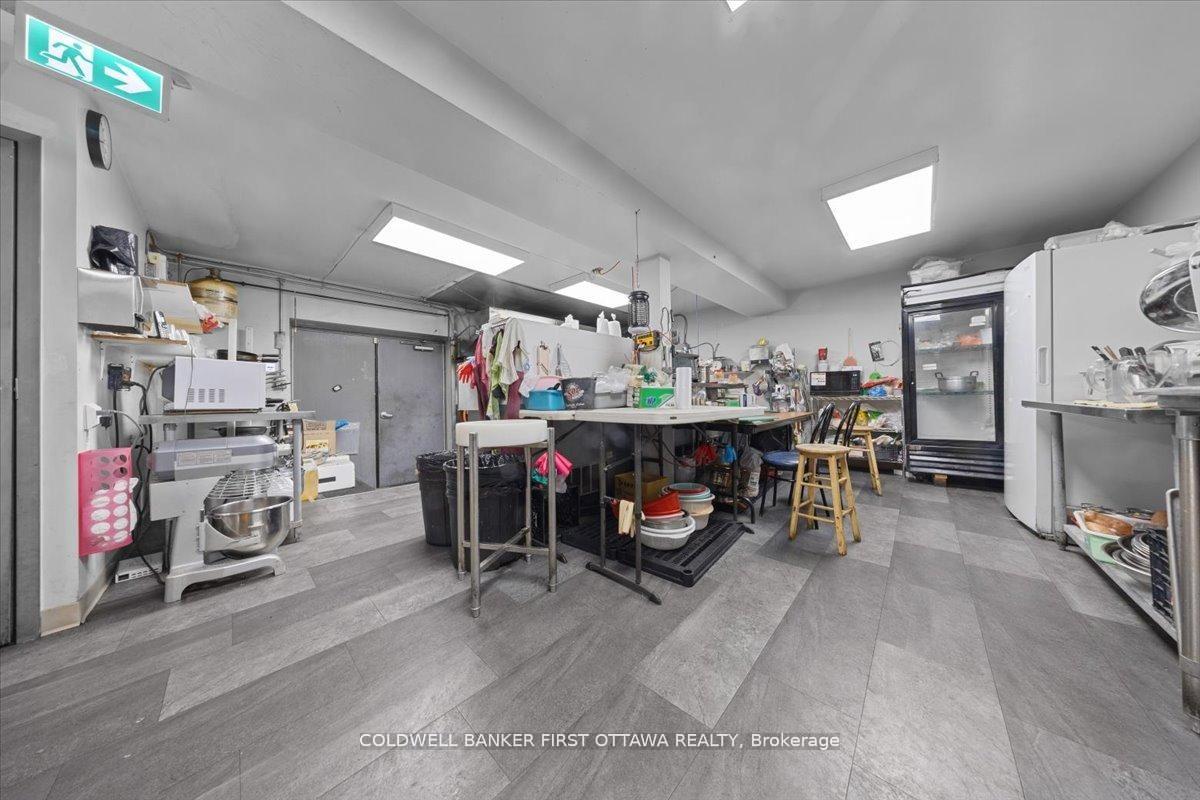 Photo 6 of 827 Somerset Street W, Ottawa, West Centre Town — HOMEH