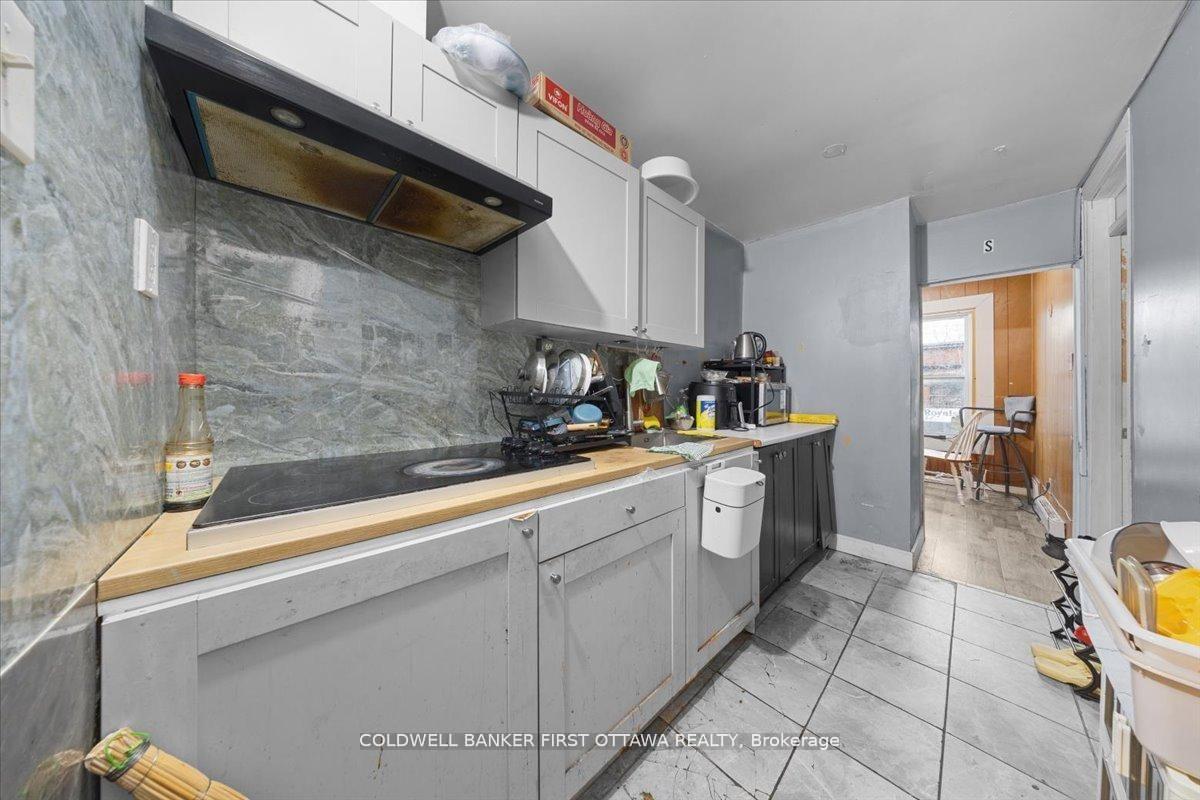 Photo 19 of 827 Somerset Street W, Ottawa, West Centre Town — HOMEH