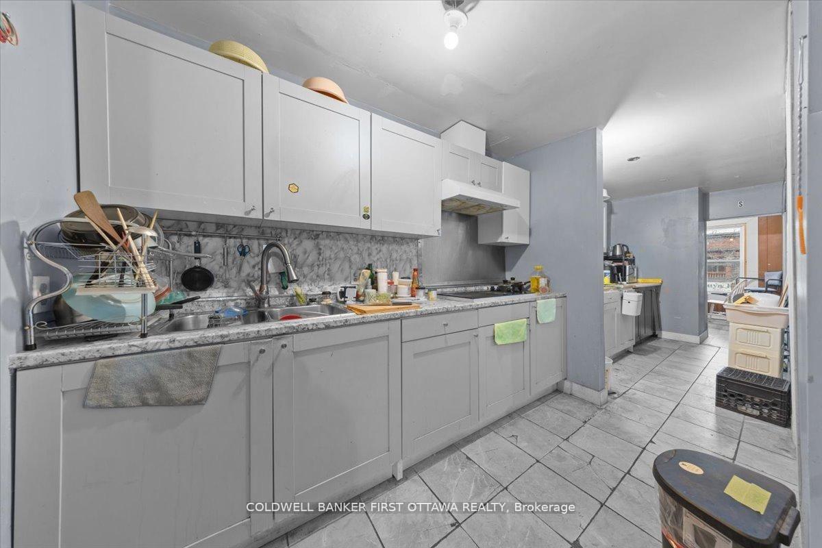 Photo 20 of 827 Somerset Street W, Ottawa, West Centre Town — HOMEH