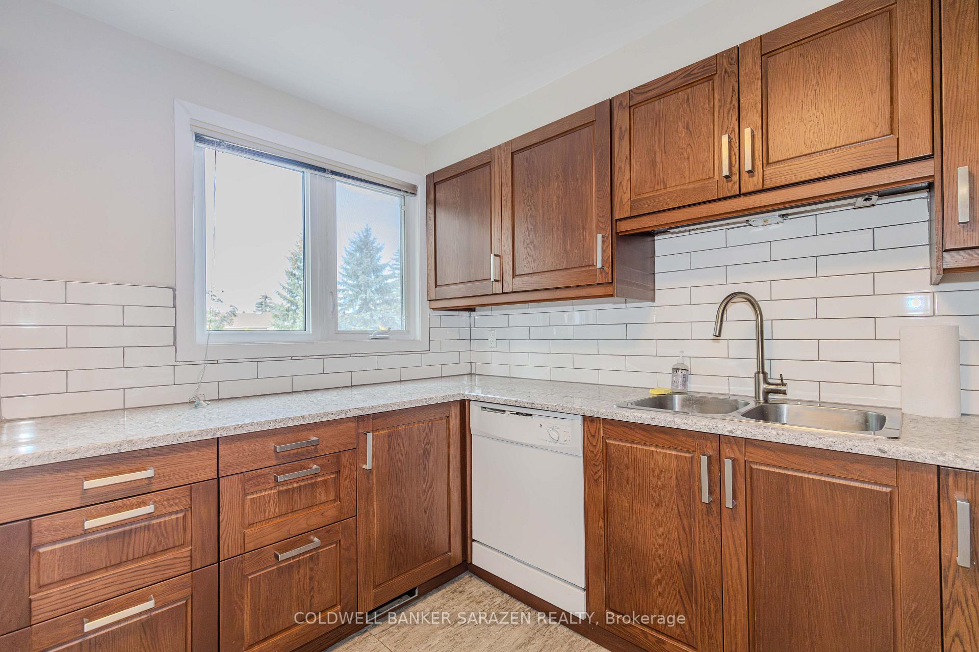 Photo 32 of Unit E, 6 Millrise Lane E, Ottawa, Centrepointe — HOMEH