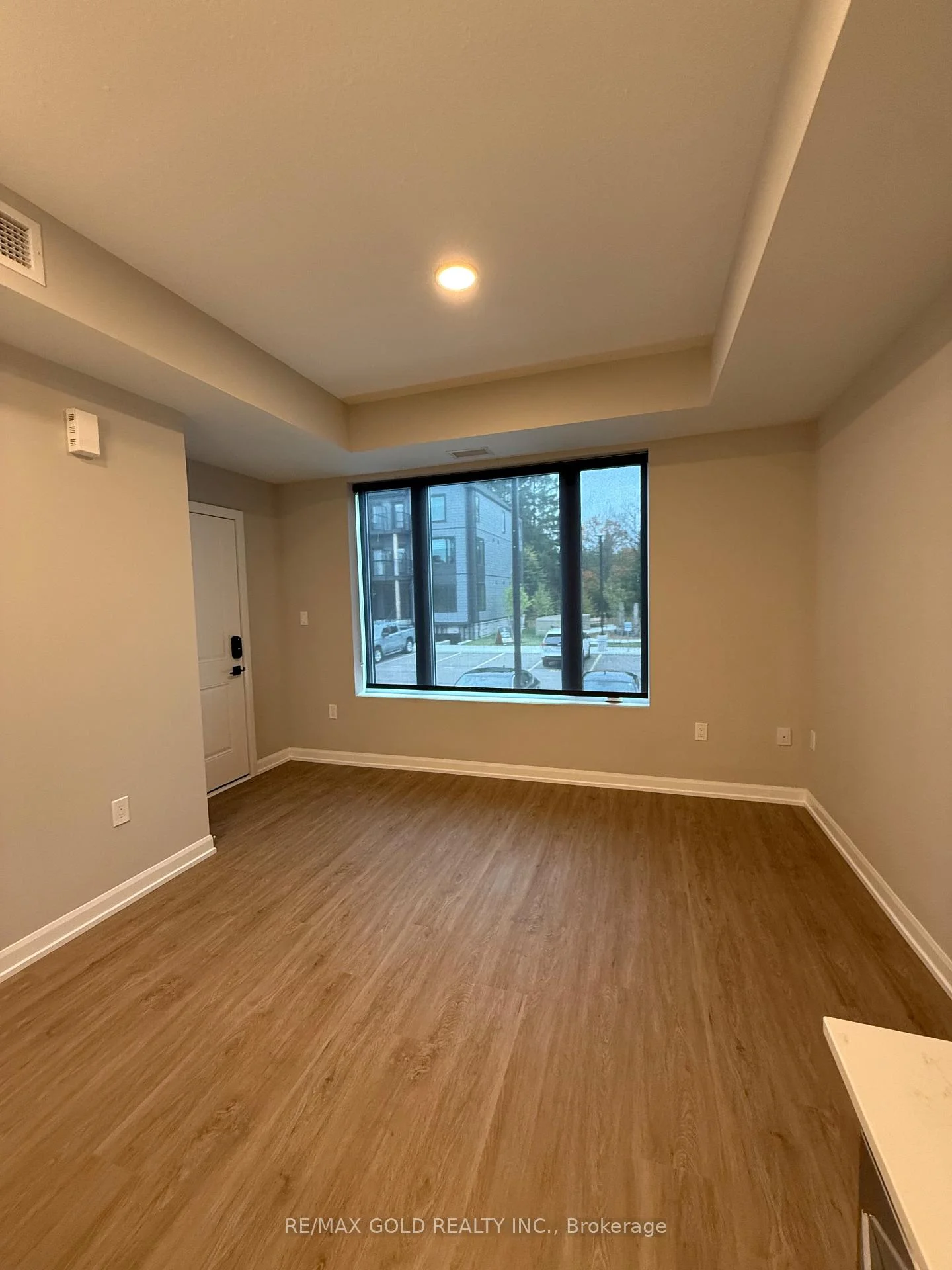Photo 7 of Unit 210, 708 Woolwich Street, Guelph, Exhibition Park — HOMEH