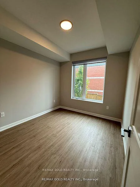 Photo 8 of Unit 210, 708 Woolwich Street, Guelph, Exhibition Park — HOMEH