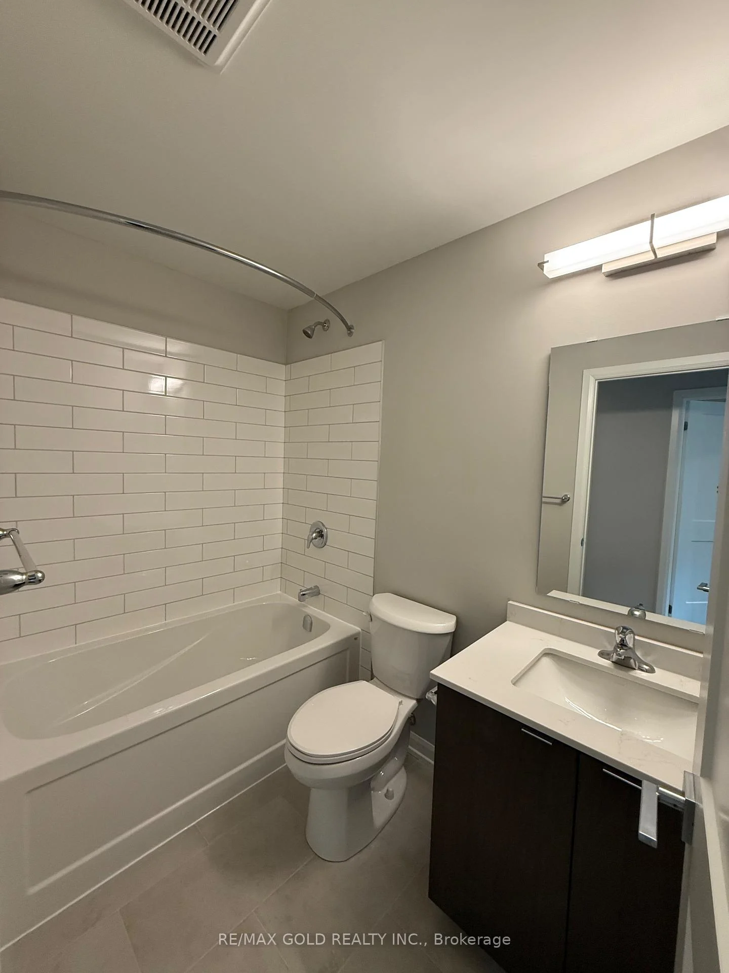 Photo 17 of Unit 210, 708 Woolwich Street, Guelph, Exhibition Park — HOMEH