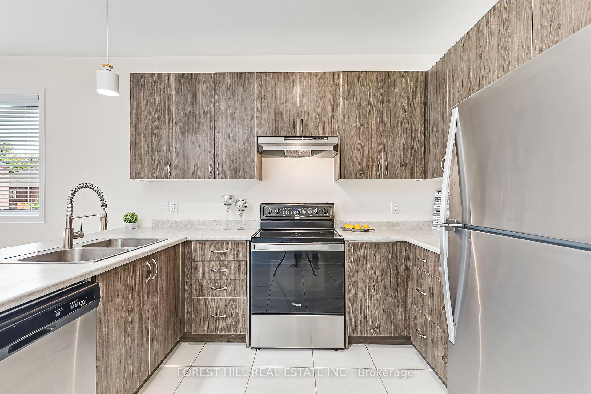 Photo 18 of 22 Simona Avenue, Wasaga Beach — HOMEH
