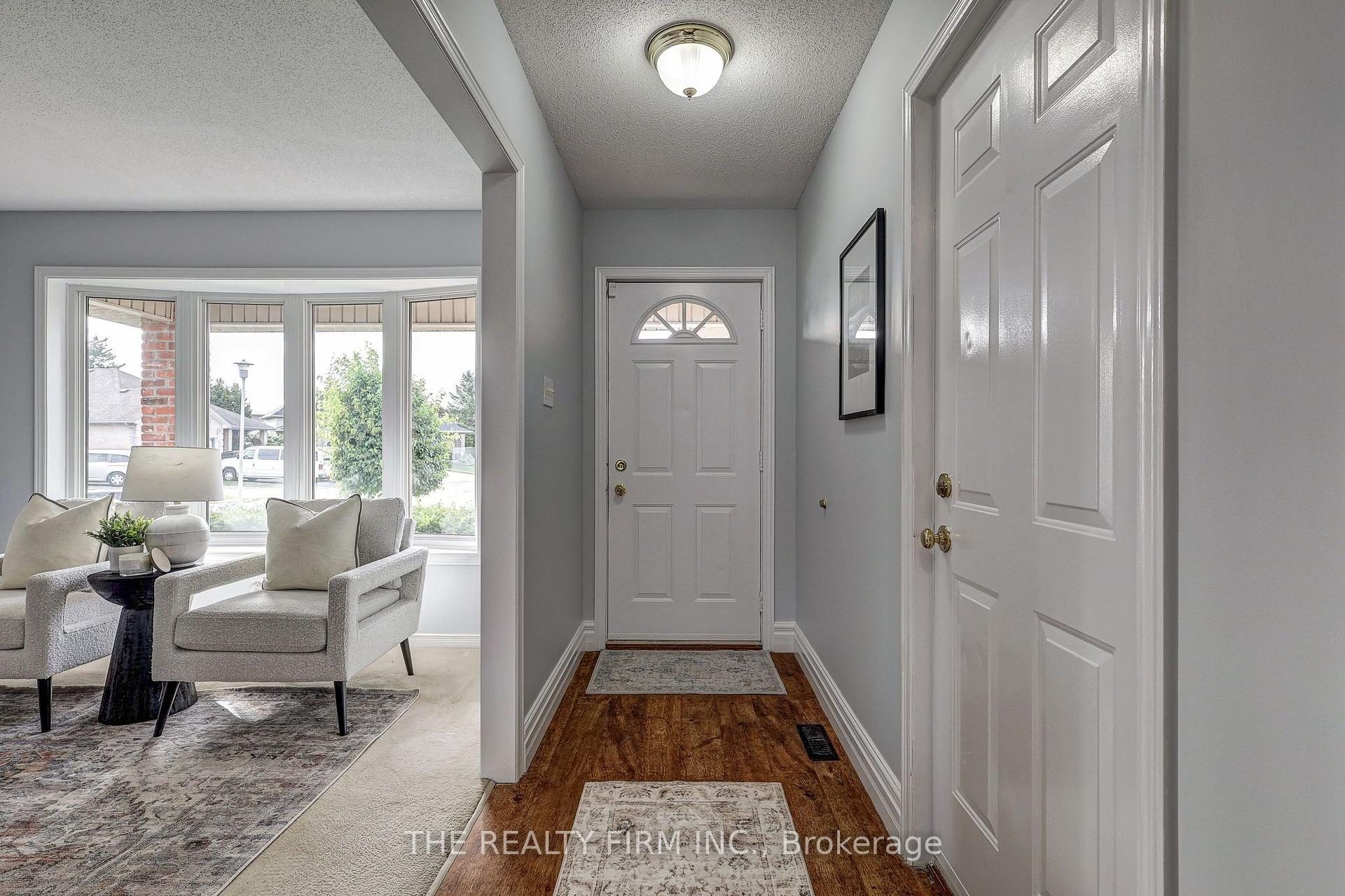 Photo 3 of 94 Christian's Court, London, East D — HOMEH