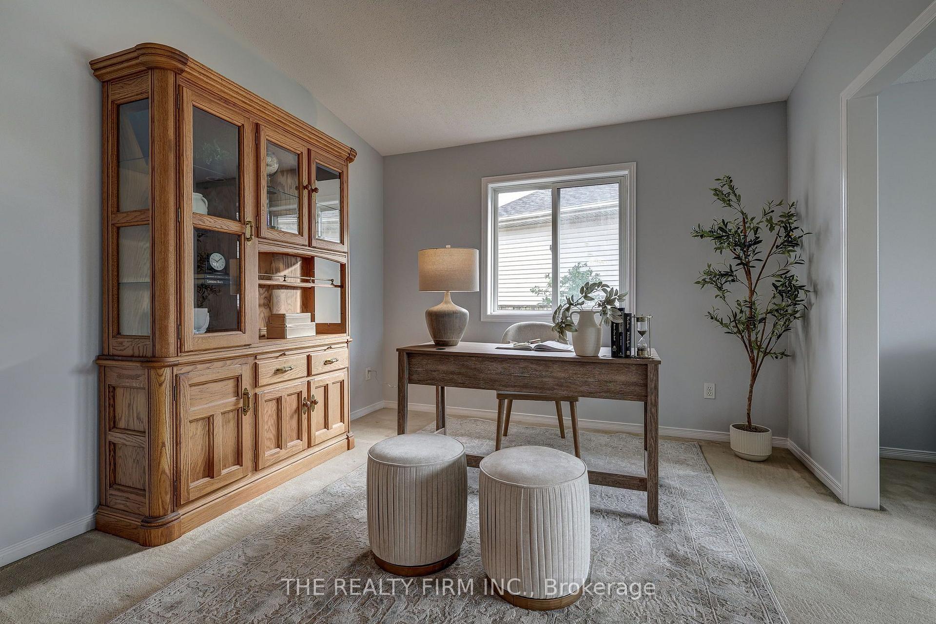 Photo 10 of 94 Christian's Court, London, East D — HOMEH