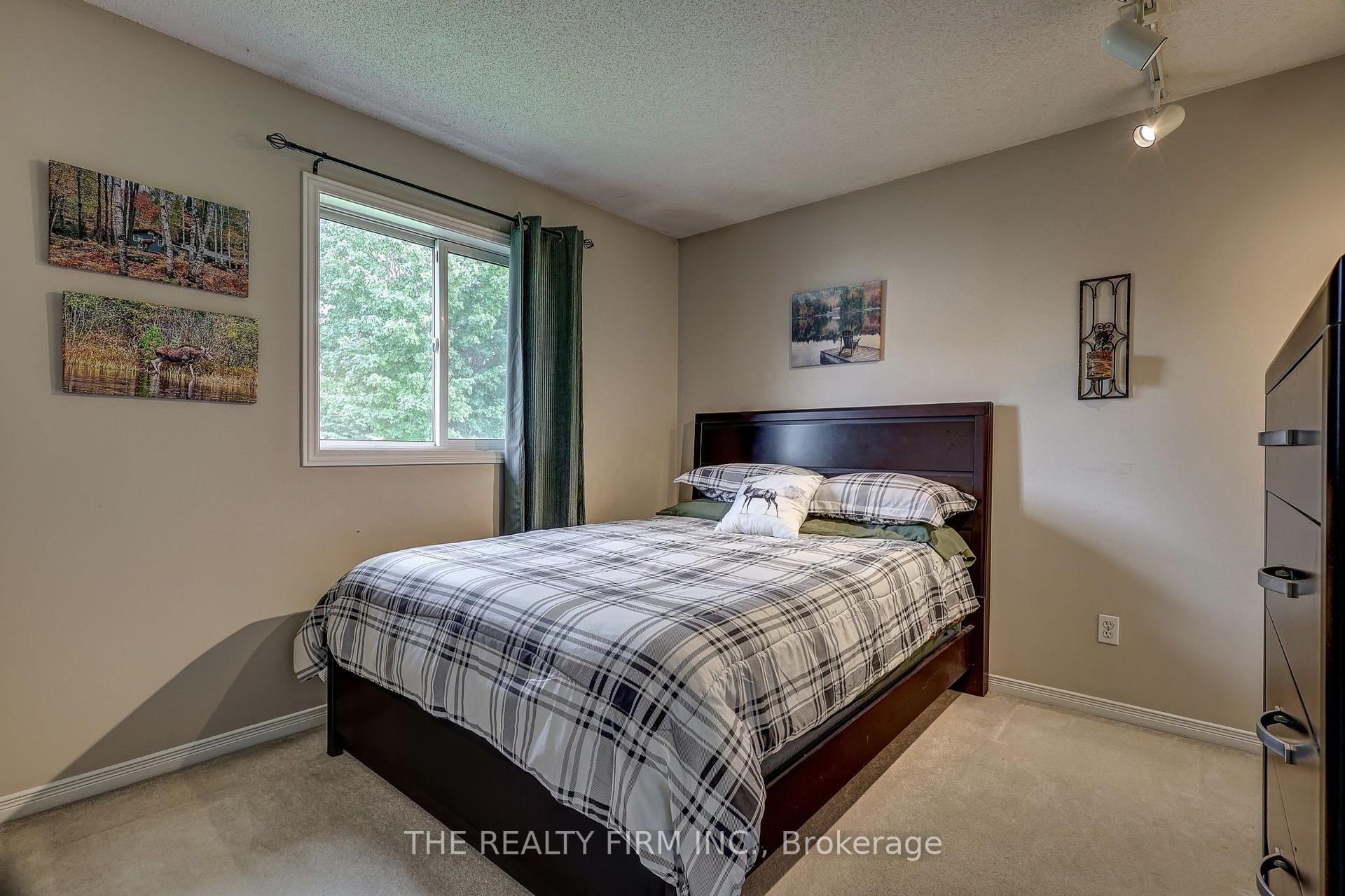 Photo 21 of 94 Christian's Court, London, East D — HOMEH