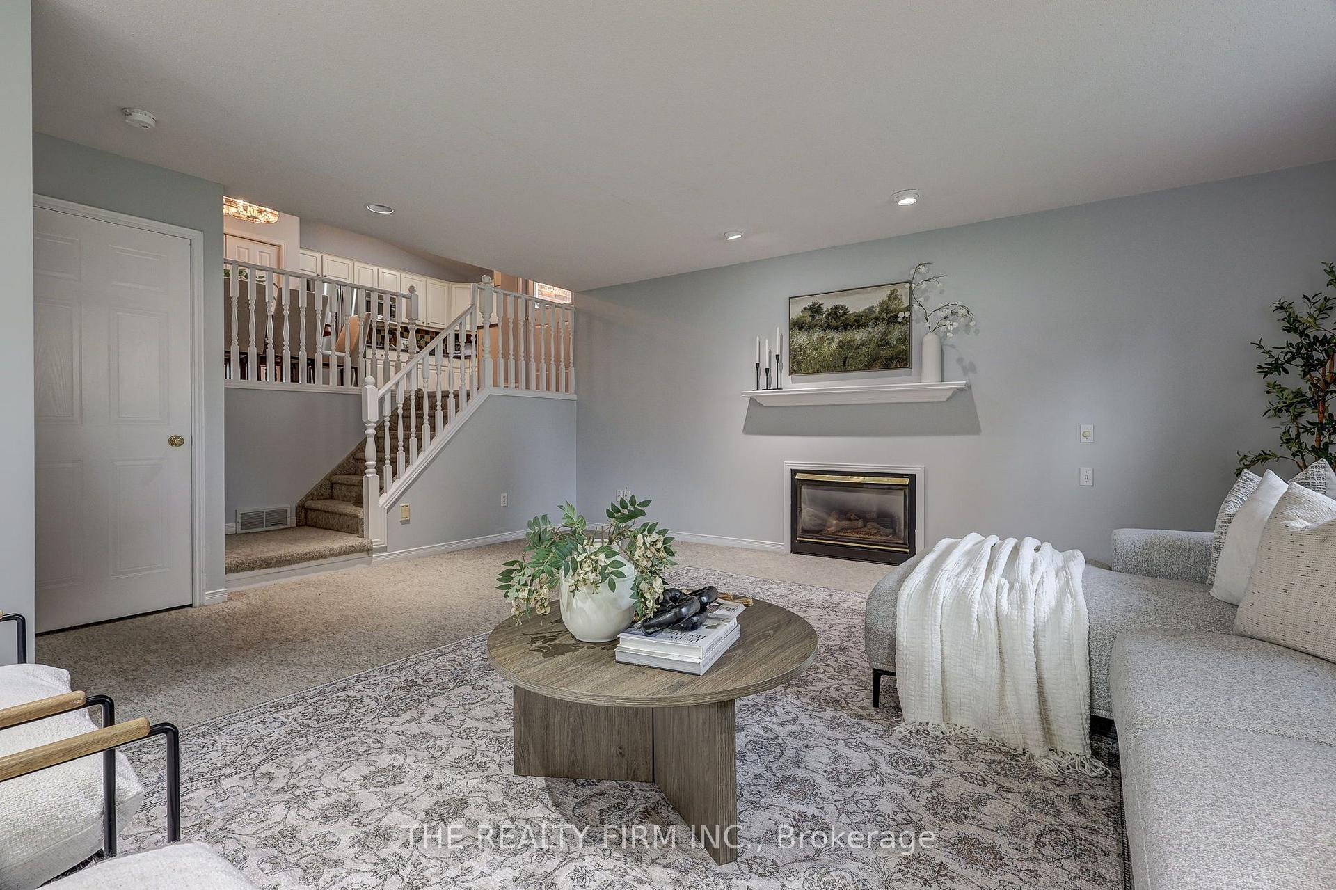Photo 23 of 94 Christian's Court, London, East D — HOMEH
