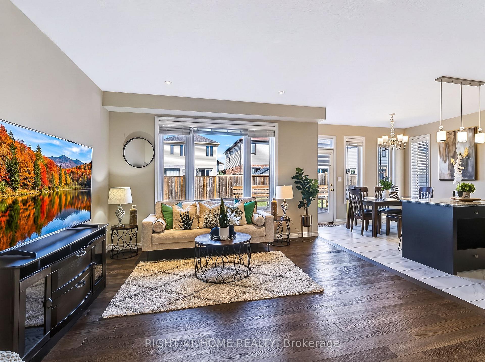 Photo 2 of 402 Tansbury Street, London, North E — HOMEH