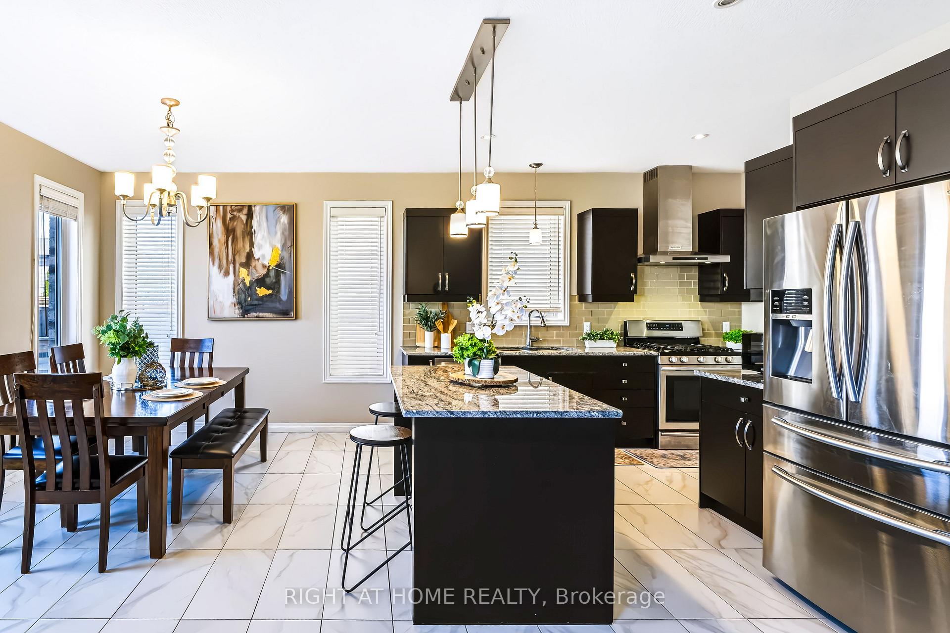 Photo 6 of 402 Tansbury Street, London, North E — HOMEH