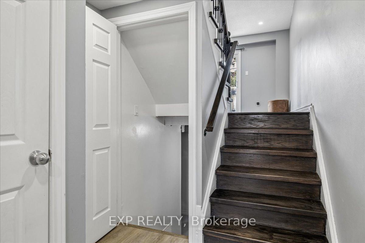 Photo 4 of Unit 52, 371 Bronte Street S, Milton, Old Milton — HOMEH