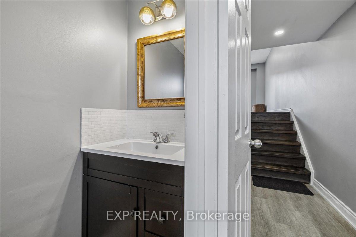 Photo 3 of Unit 52, 371 Bronte Street S, Milton, Old Milton — HOMEH