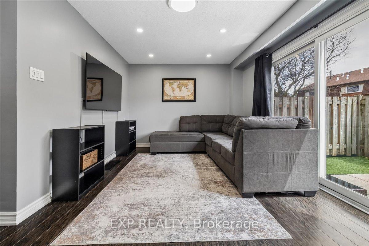 Photo 7 of Unit 52, 371 Bronte Street S, Milton, Old Milton — HOMEH