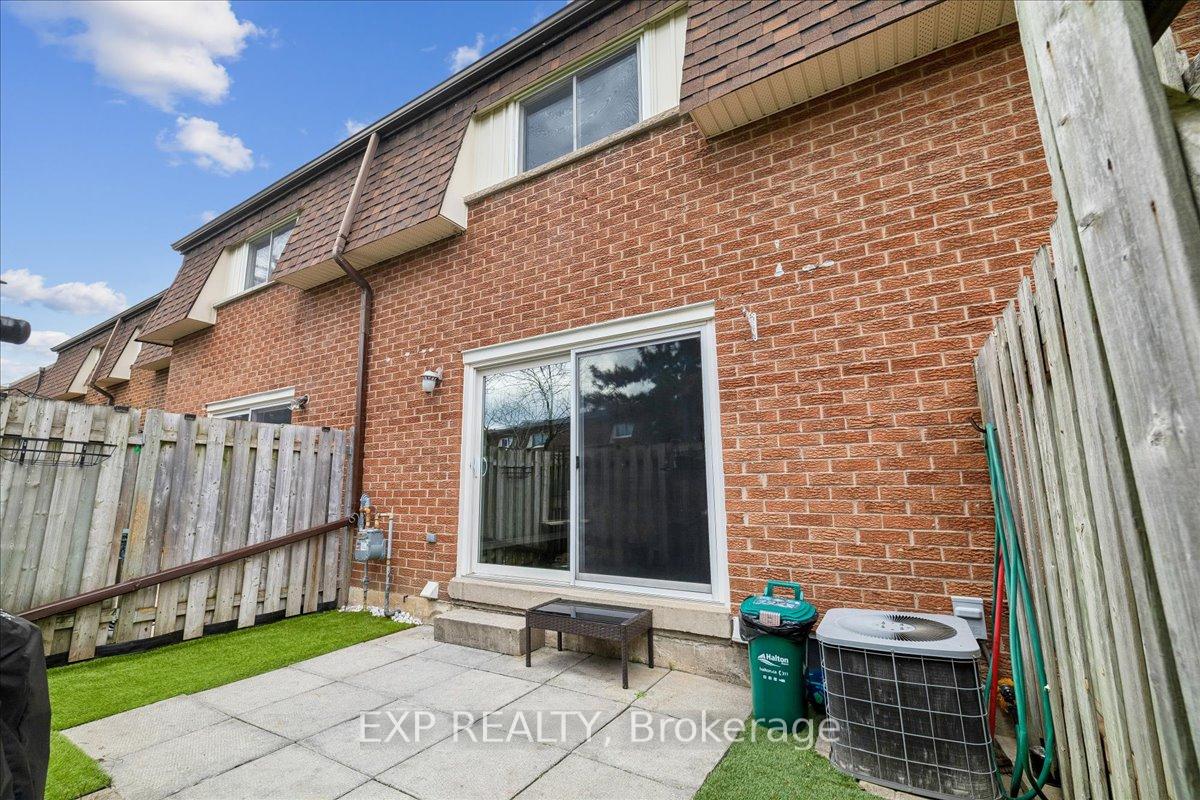 Photo 31 of Unit 52, 371 Bronte Street S, Milton, Old Milton — HOMEH