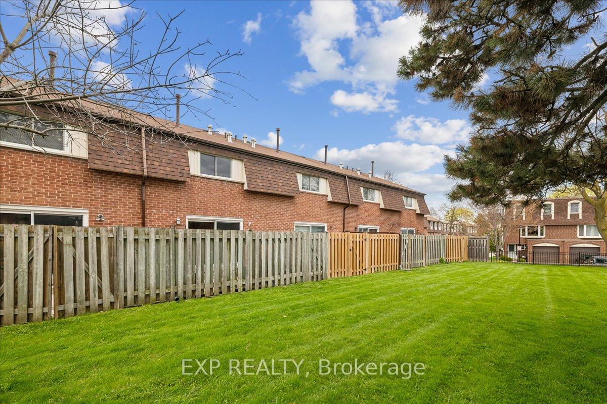 Photo 33 of Unit 52, 371 Bronte Street S, Milton, Old Milton — HOMEH