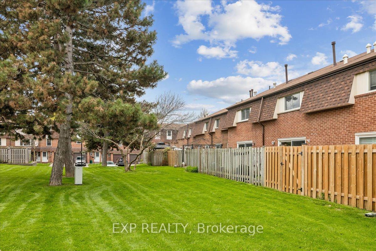 Photo 34 of Unit 52, 371 Bronte Street S, Milton, Old Milton — HOMEH