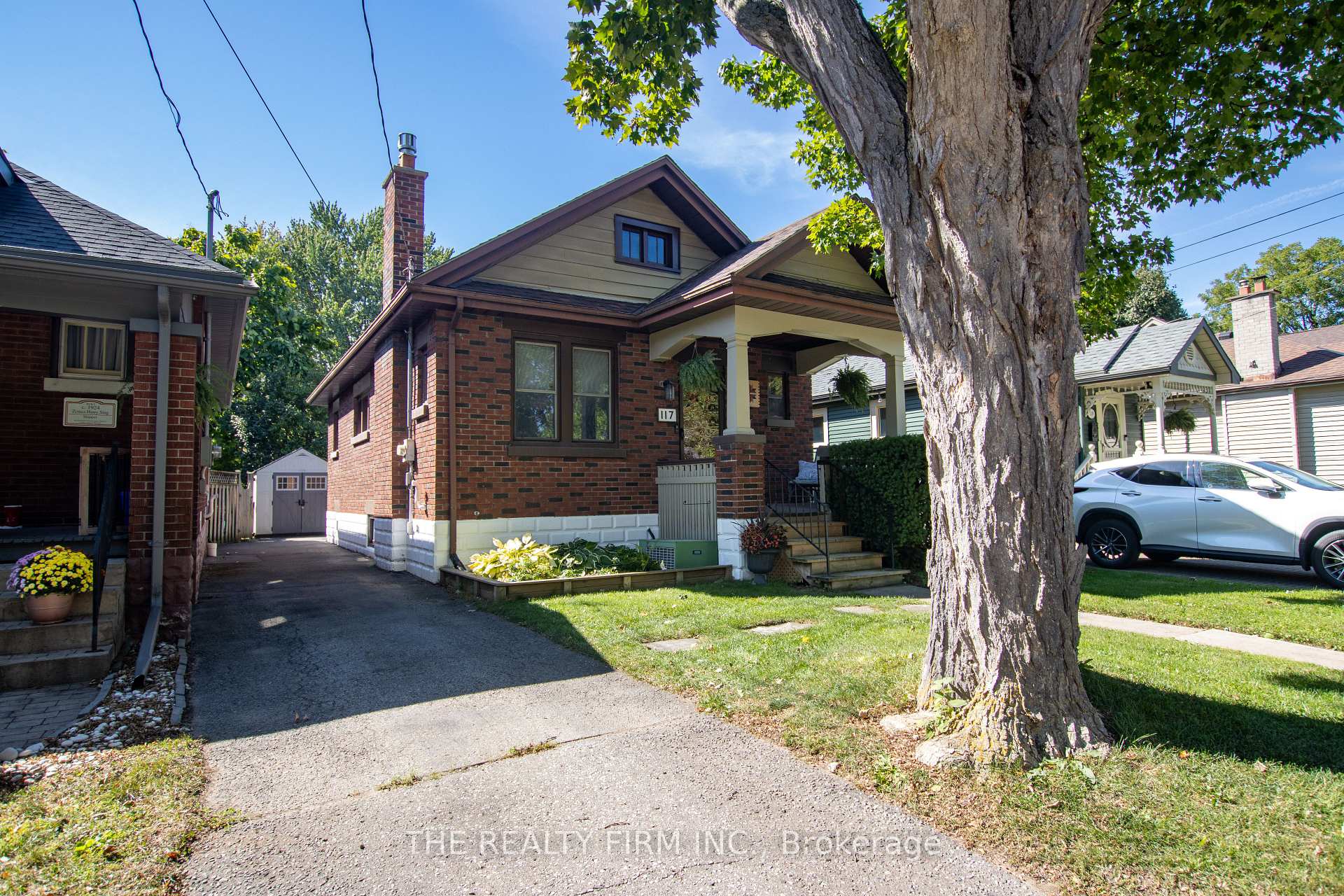 Photo of 117 Thornton Avenue
