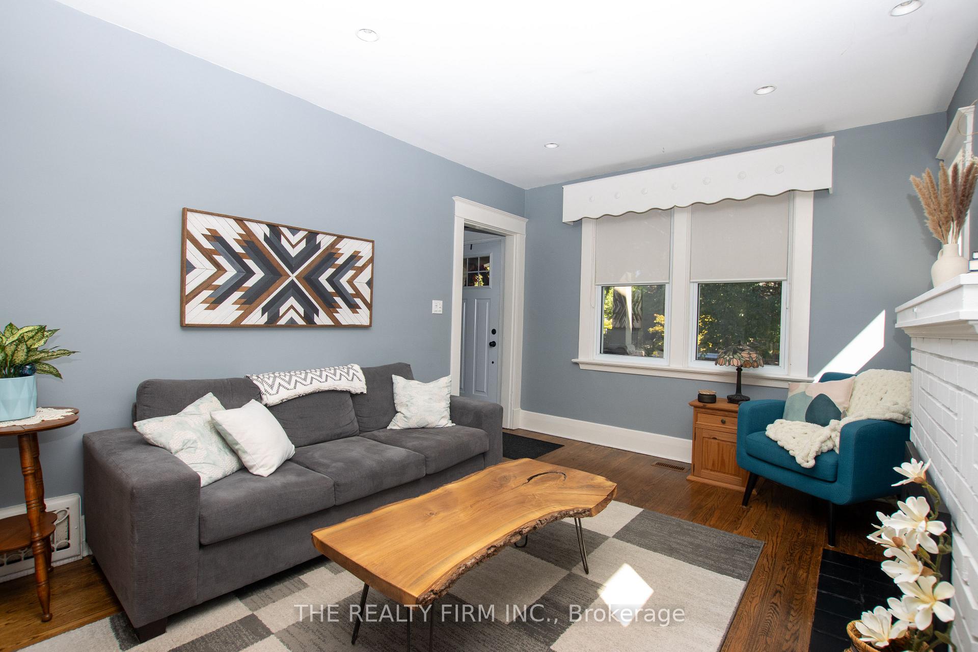 Photo 8 of 117 Thornton Avenue, London, East B — HOMEH