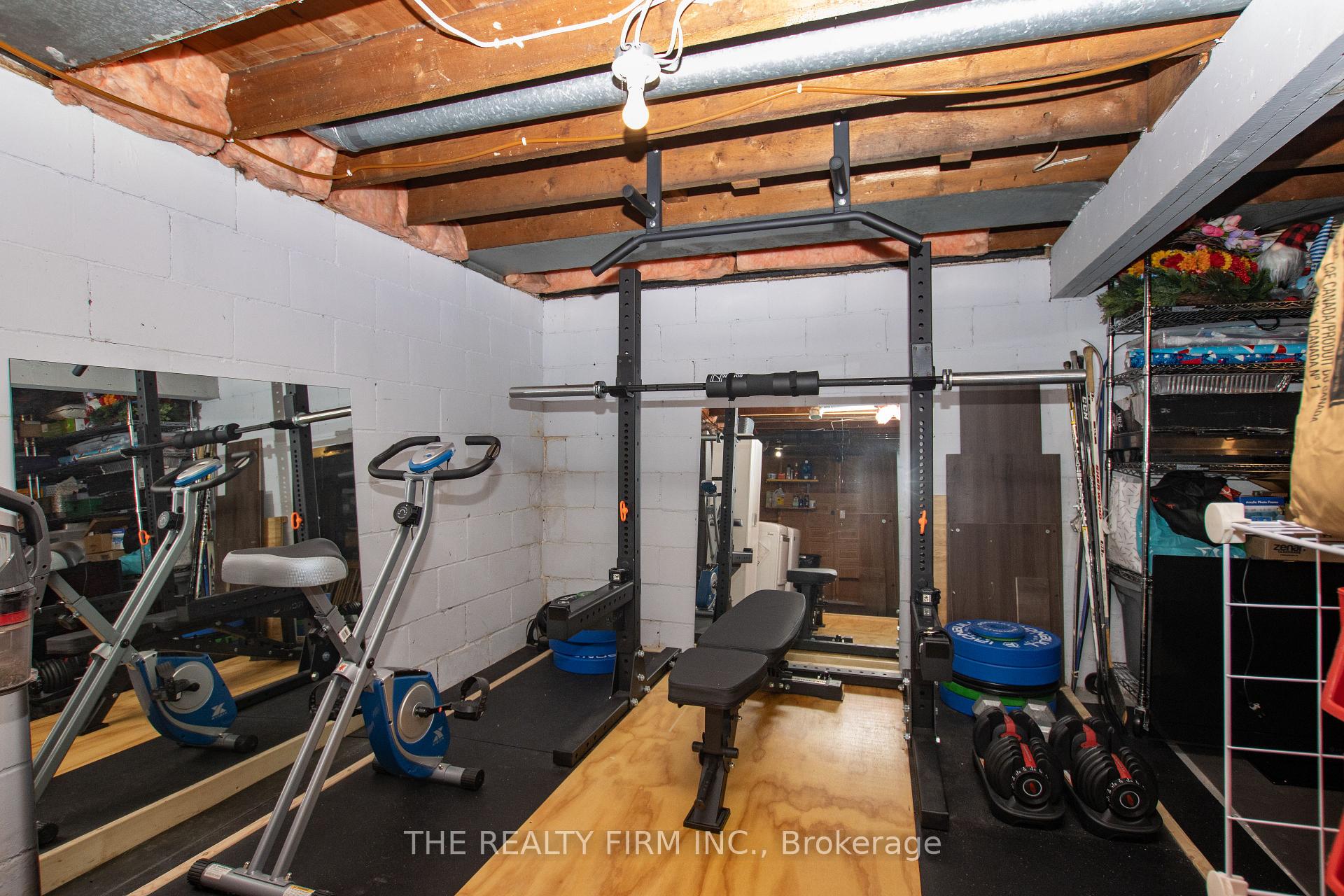 Photo 31 of 117 Thornton Avenue, London, East B — HOMEH