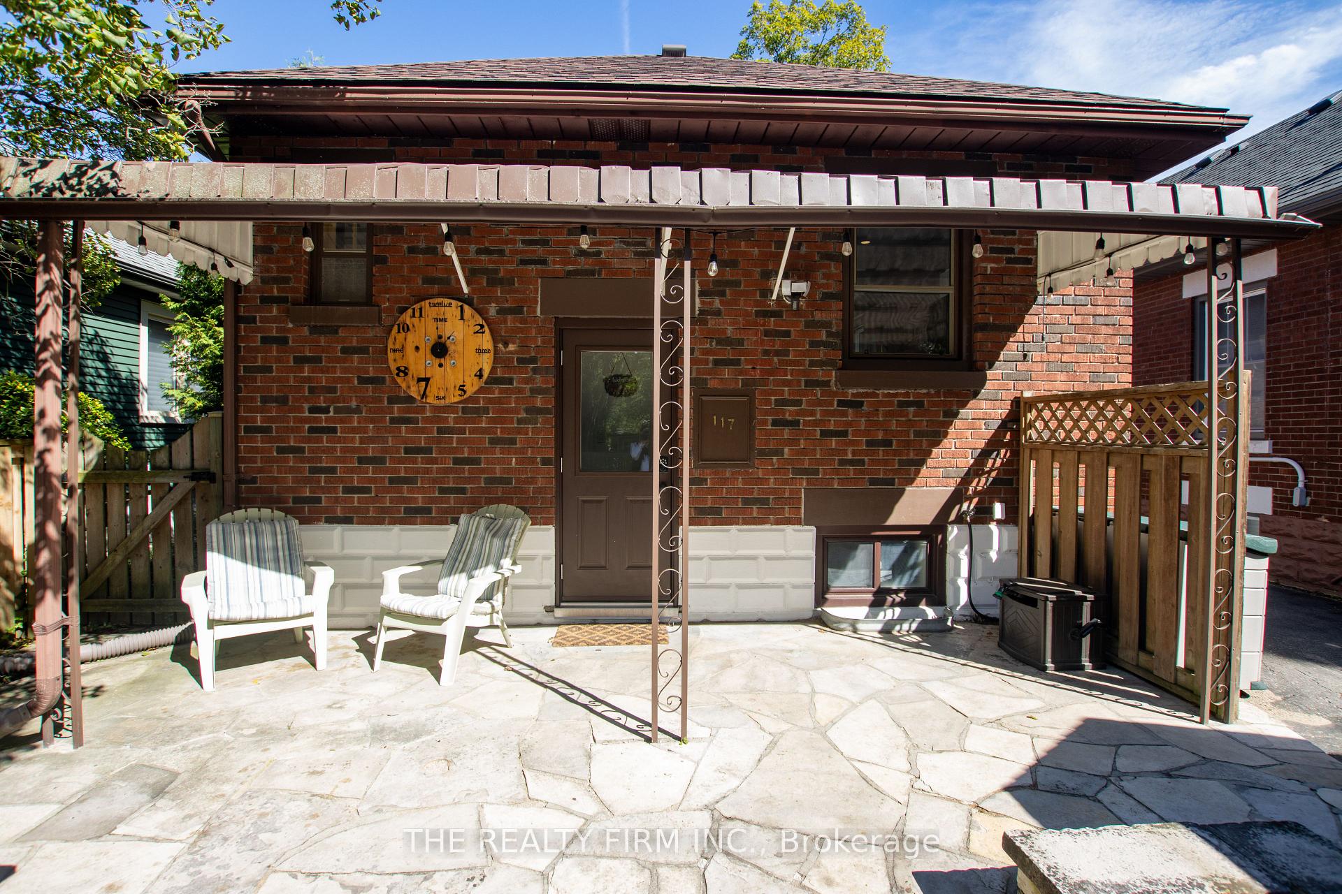 Photo 37 of 117 Thornton Avenue, London, East B — HOMEH