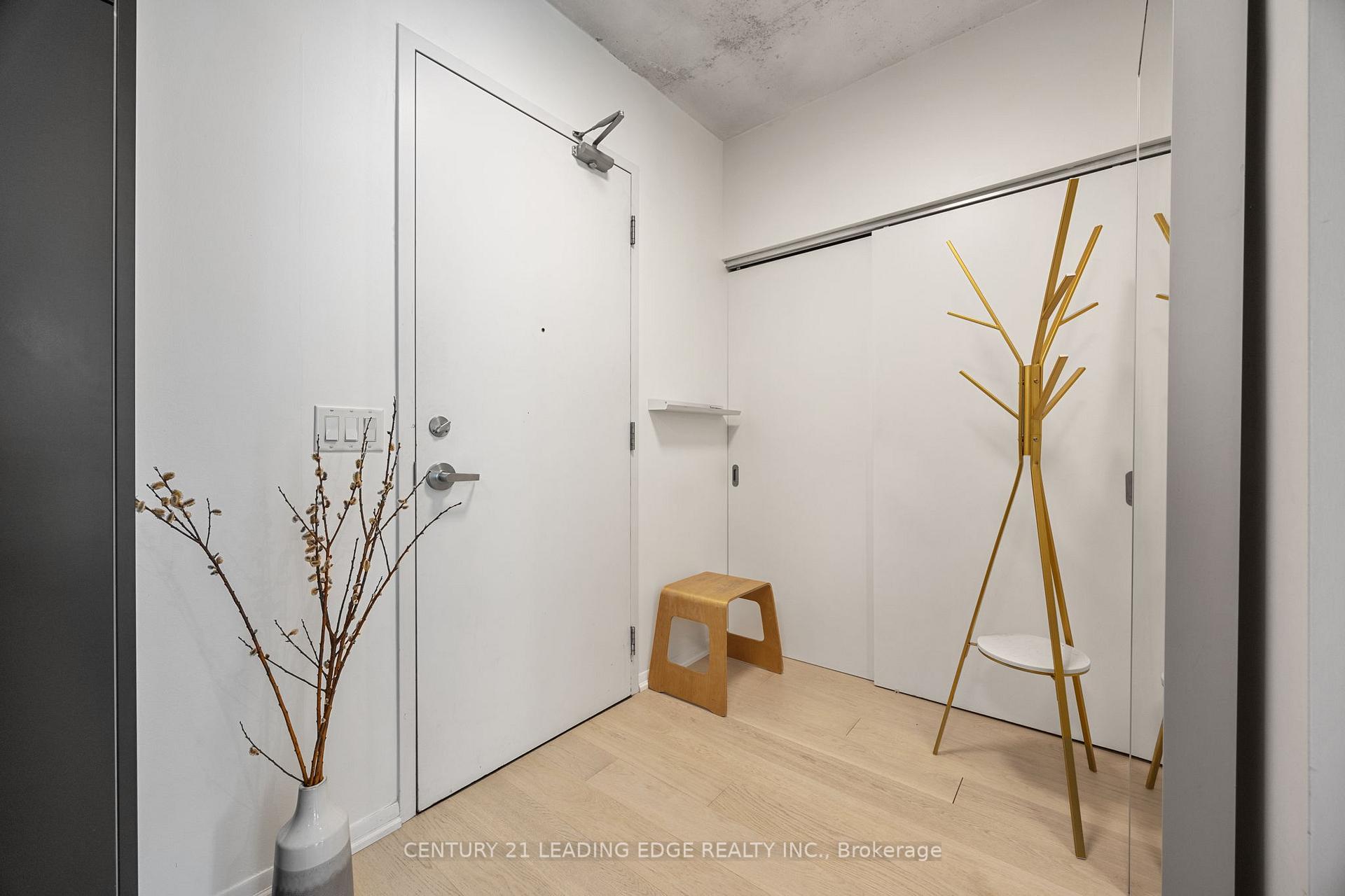 Photo 2 of Unit 903, 333 Adelaide Street E, Toronto, Moss Park — HOMEH
