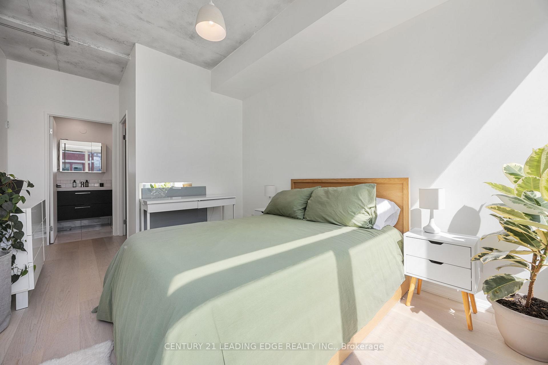 Photo 7 of Unit 903, 333 Adelaide Street E, Toronto, Moss Park — HOMEH
