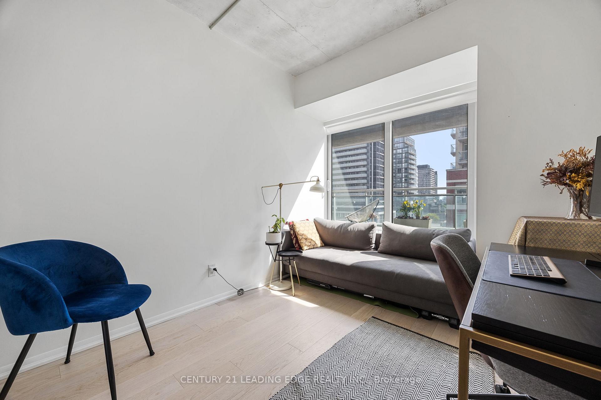 Photo 8 of Unit 903, 333 Adelaide Street E, Toronto, Moss Park — HOMEH