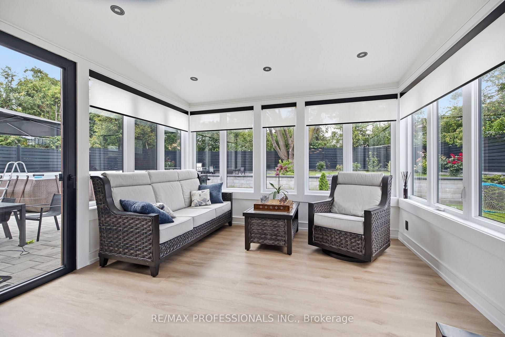Photo 17 of 3328 Riverspray Crescent, Mississauga, Applewood — HOMEH