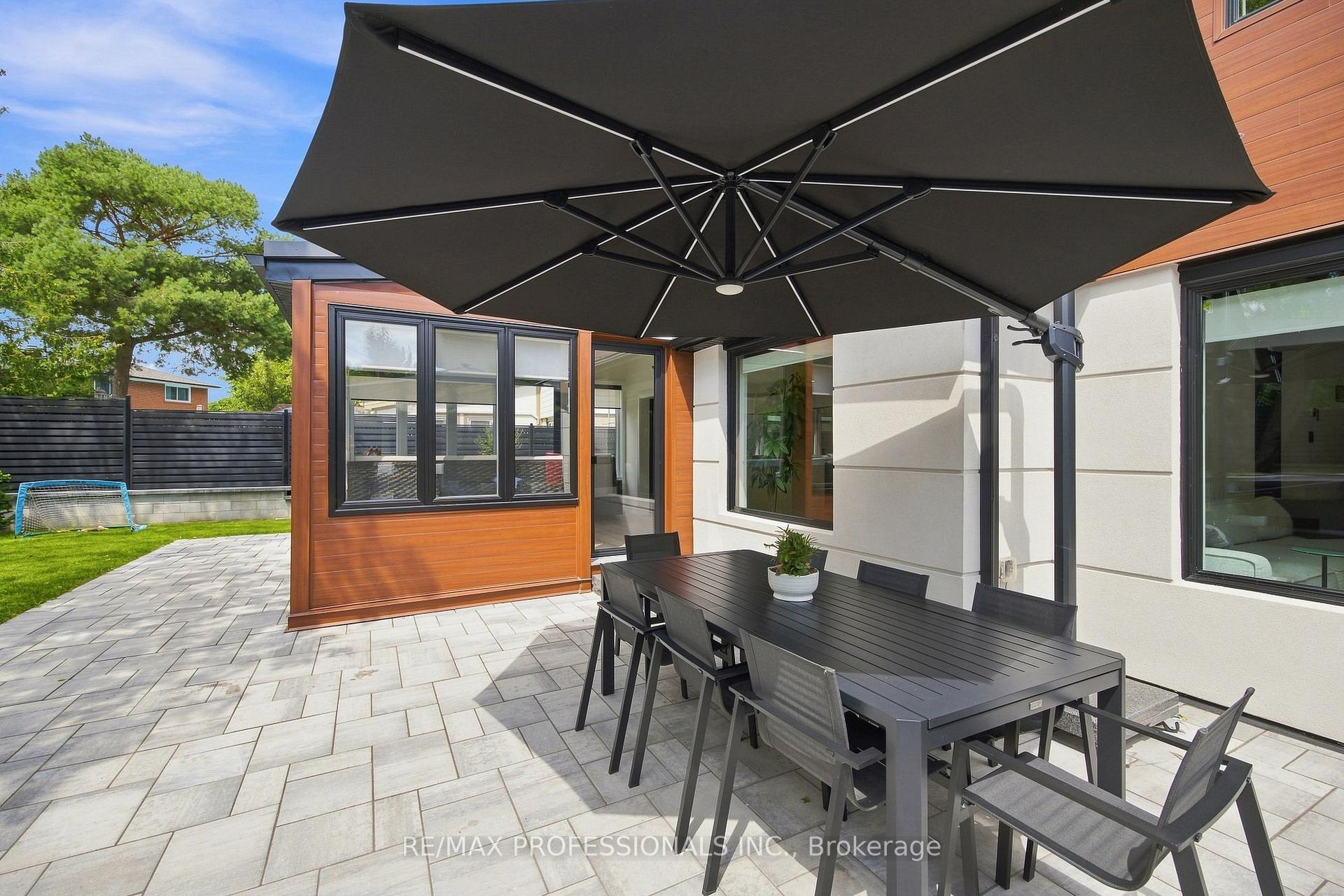 Photo 43 of 3328 Riverspray Crescent, Mississauga, Applewood — HOMEH