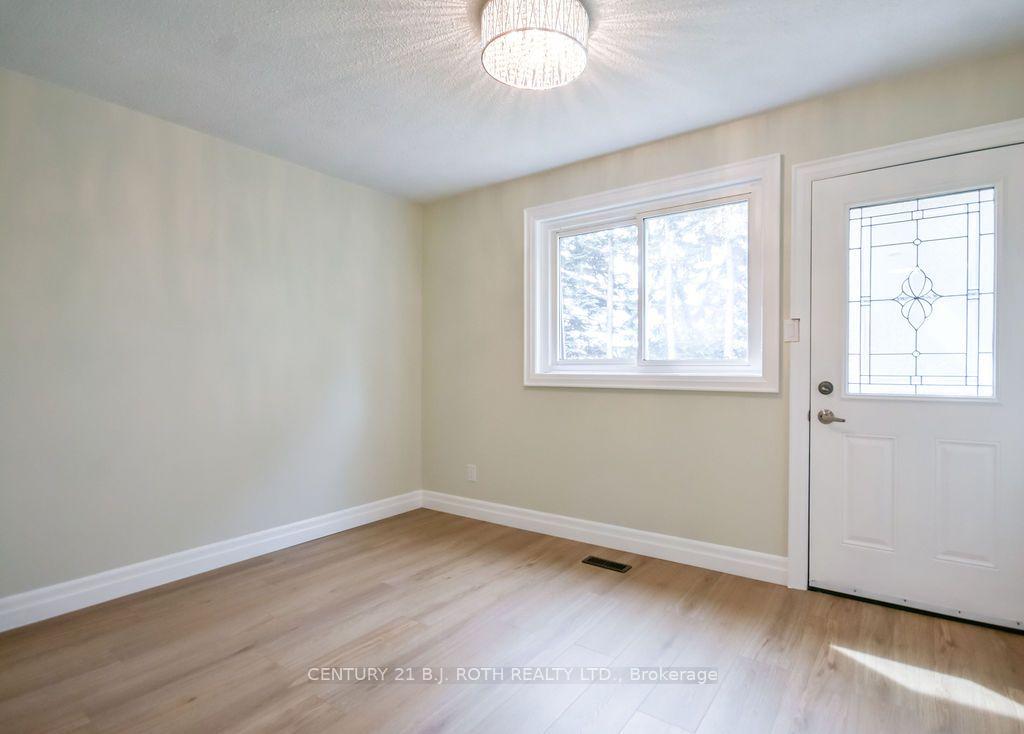 Photo 18 of 118 Marshall Street, Barrie, Allandale Heights — HOMEH