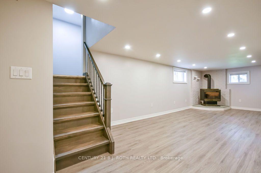 Photo 29 of 118 Marshall Street, Barrie, Allandale Heights — HOMEH
