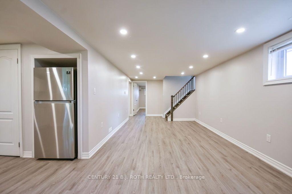 Photo 33 of 118 Marshall Street, Barrie, Allandale Heights — HOMEH