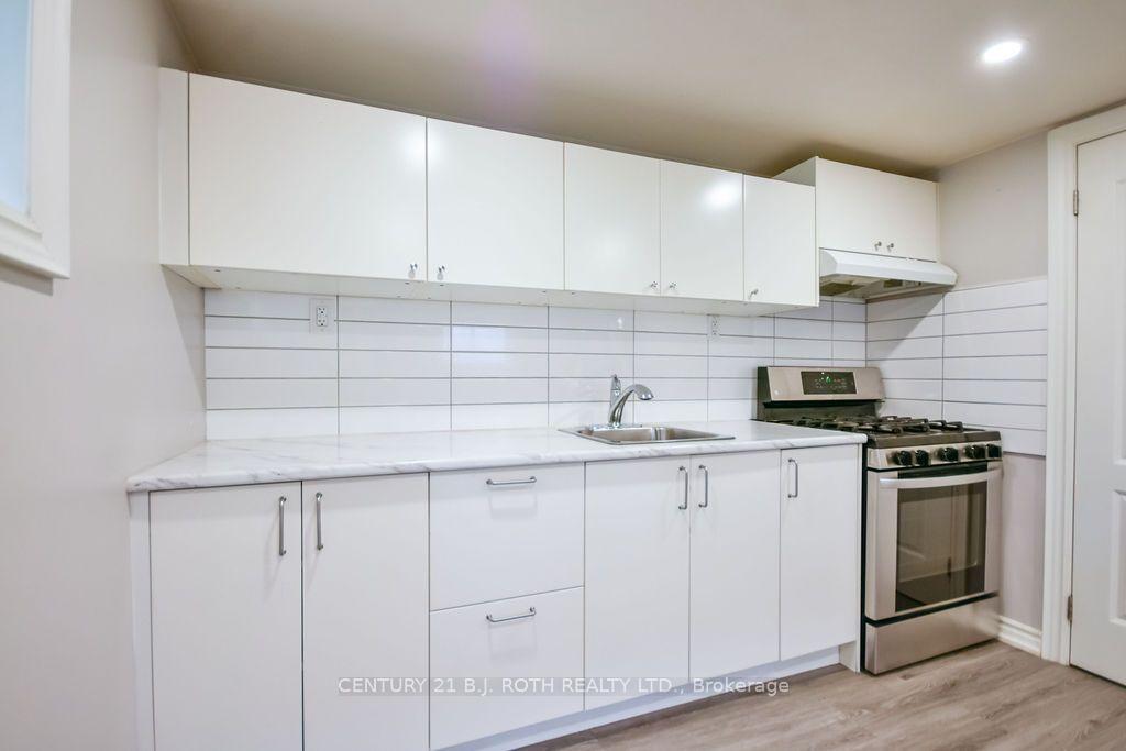Photo 35 of 118 Marshall Street, Barrie, Allandale Heights — HOMEH