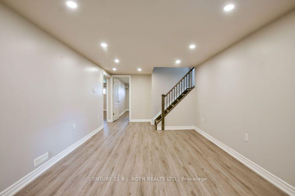 Photo 36 of 118 Marshall Street, Barrie, Allandale Heights — HOMEH