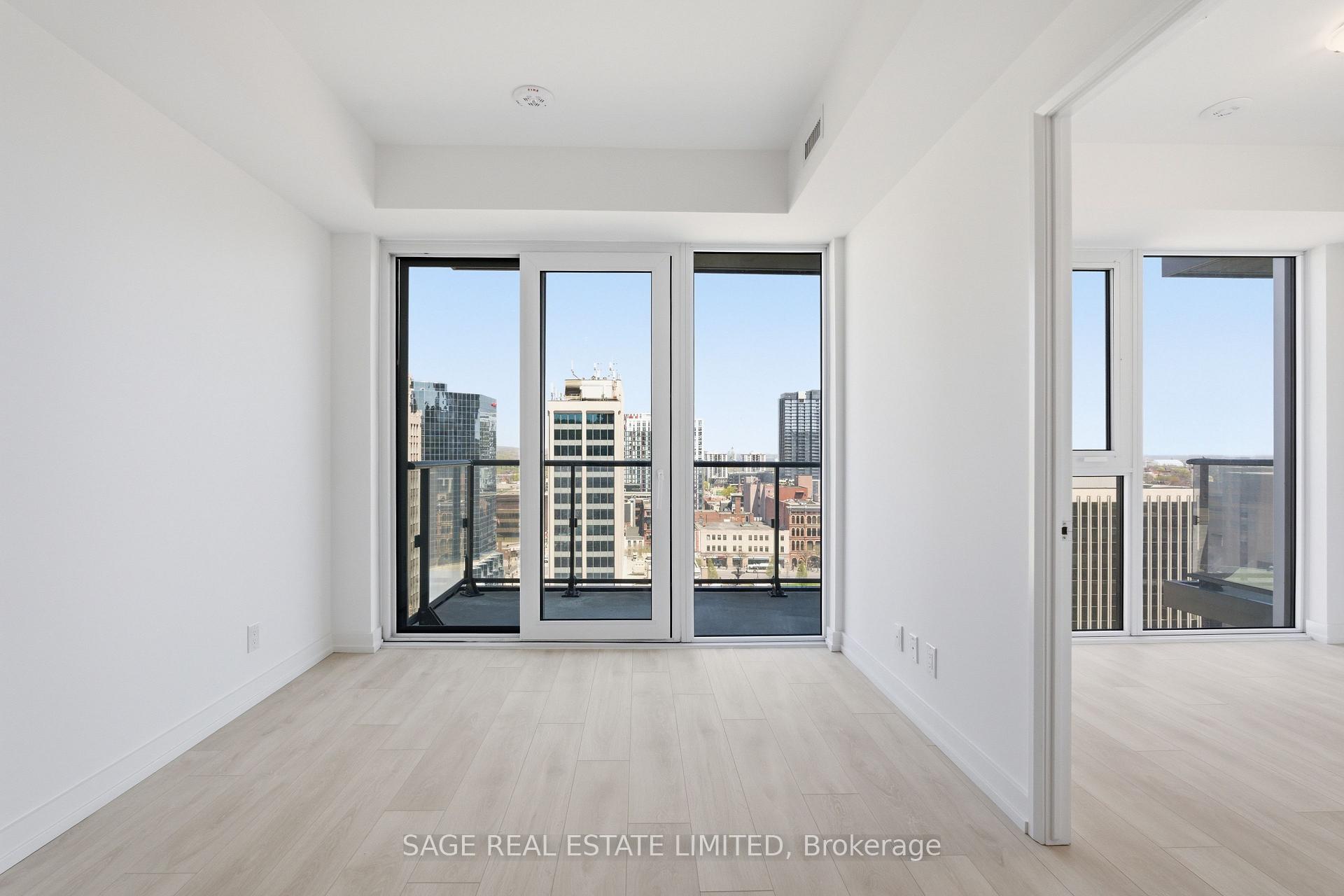 Photo 3 of Unit 1404, 75 James Street S, Hamilton, Corktown — HOMEH