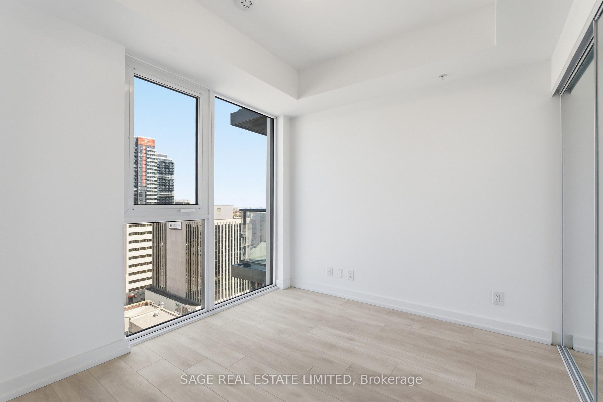 Photo 4 of Unit 1404, 75 James Street S, Hamilton, Corktown — HOMEH