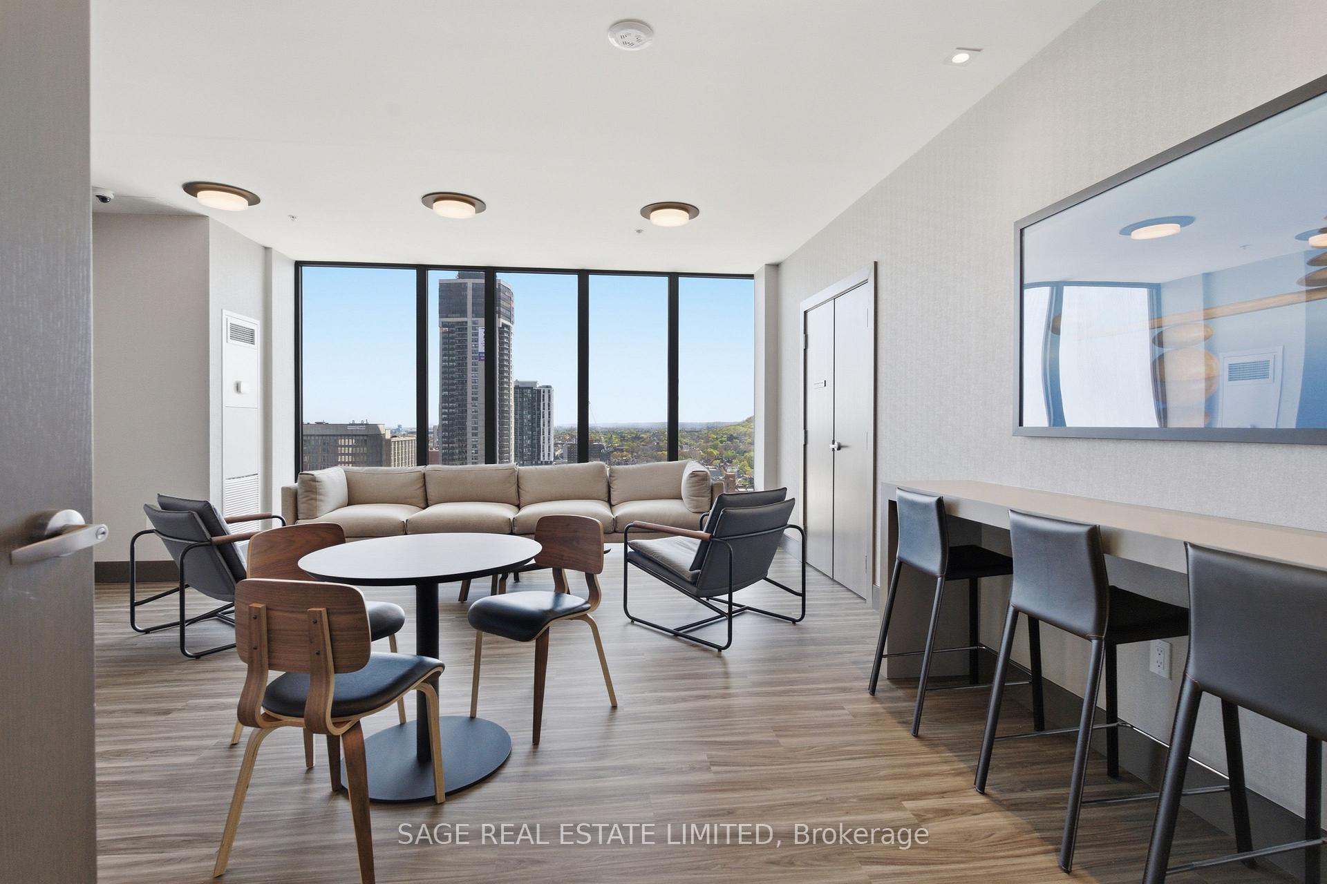 Photo 34 of Unit 1404, 75 James Street S, Hamilton, Corktown — HOMEH