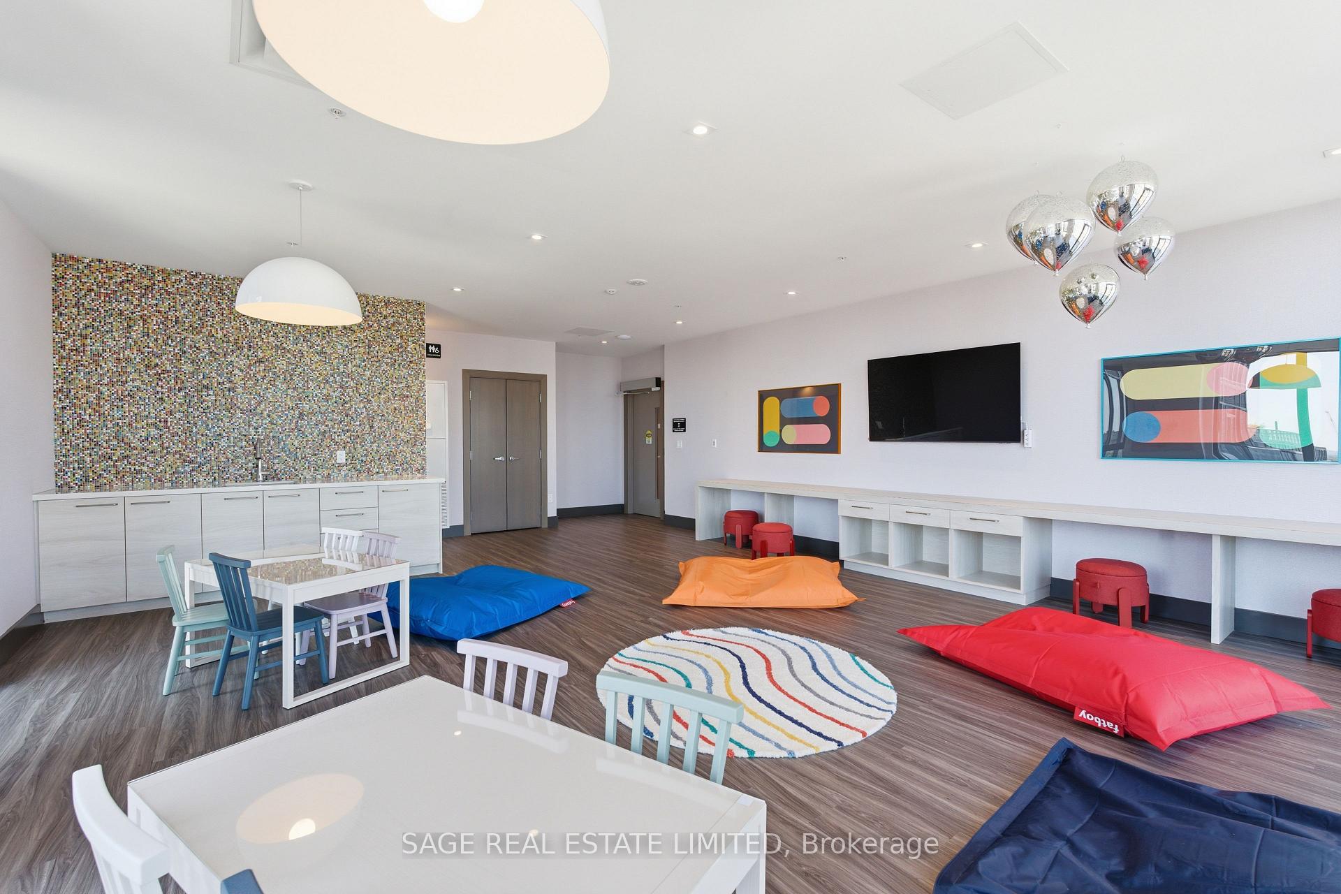 Photo 39 of Unit 1404, 75 James Street S, Hamilton, Corktown — HOMEH