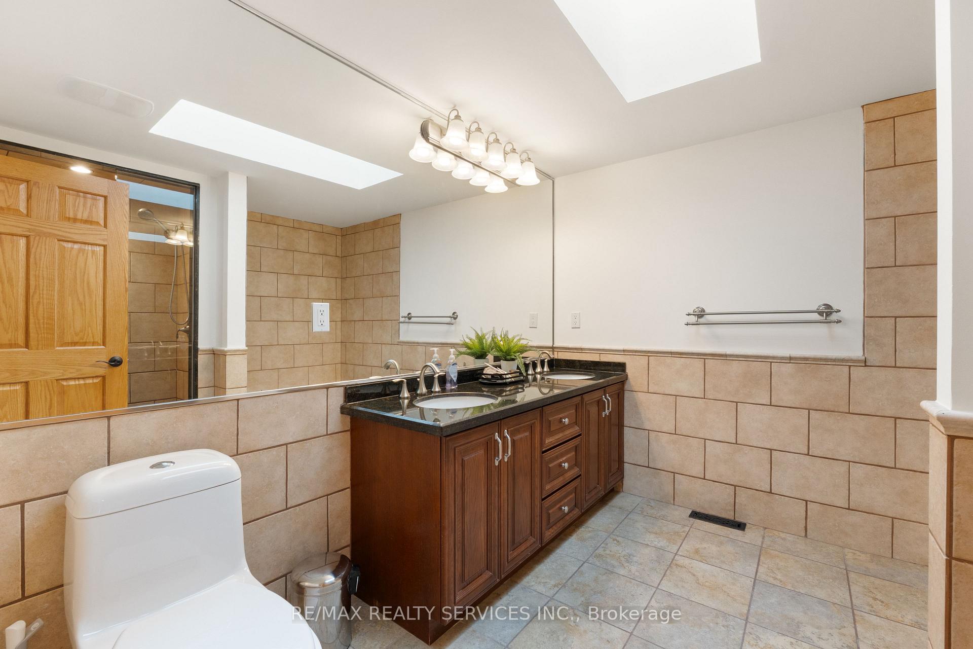 Photo 24 of 546 Conservation Drive, Brampton, Snelgrove — HOMEH