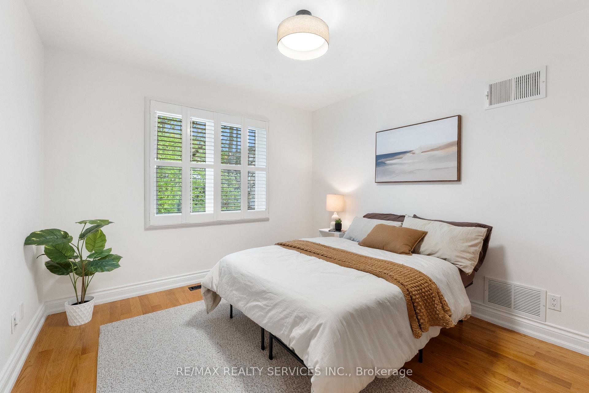 Photo 27 of 546 Conservation Drive, Brampton, Snelgrove — HOMEH